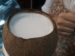 -椰爺爺·椰子冻砵仔糕