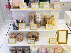 -ladurée(戴高乐机场T 2F店)