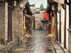 -披云山庄