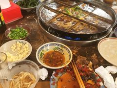 -艾嬢七八九老火锅(37年李子坝店)