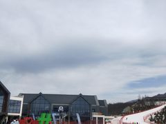 -鳌山滑雪度假区