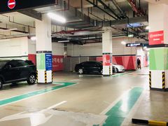 -奉贤苏宁生活广场-停车场