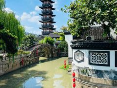 -汇龙潭