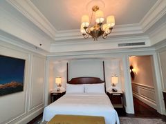 -广州富力丽思卡尔顿酒店