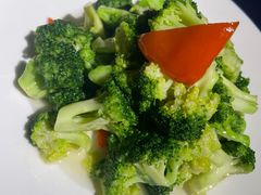 -伊带伊路新疆美食府(呼家楼店)