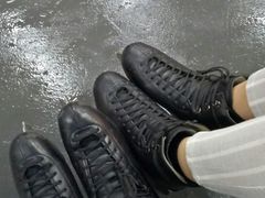 -正佳冰河湾真冰滑冰场