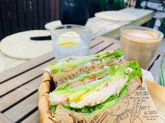 -萤火虫咖啡(后海店)