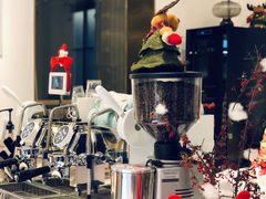 -Fridi Patisserie Cafe