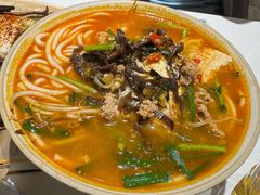 -粉八·云南米线·建水烧烤(常熟路店)