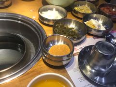 -老炉家木炭烤肉(长江国际店)
