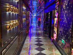 -好乐迪(张扬路八佰伴店)