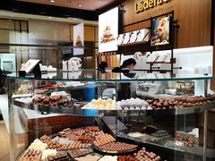 -Laderach 莱德拉(上海环贸iapm店)