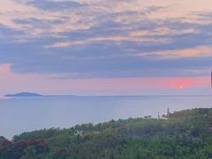 -三亚湾海居铂尔曼度假酒店