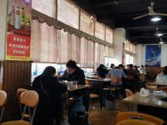 大堂-皖北巫氏三胖地锅鸡(长淮总店)