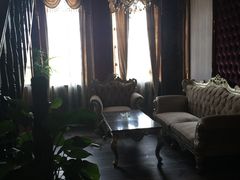-半岛公馆(淞兴西路店)