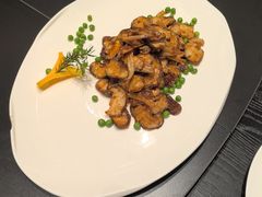 -艳阳天民俗村(公园路店)