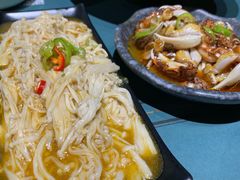 麻辣金针菇-八月美食小馆(银泰城总店)