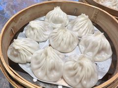 -莱莱小笼·乔艾