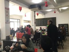大堂-张一品食府
