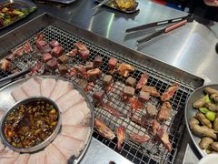 -马路牙子烧烤音乐酒馆(望京店)