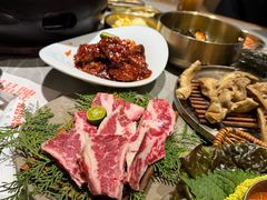 -草家酱蟹炭火烤肉店(珲春南路一店)