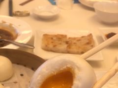 流沙包-利苑酒家(合景国际金融广场店)