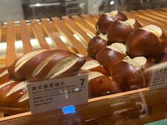 -WHEN PIGS FLY当猪飞