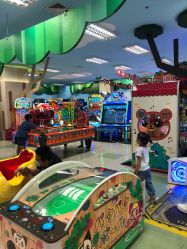-莫莉幻想儿童乐园(北京丰台永旺店)