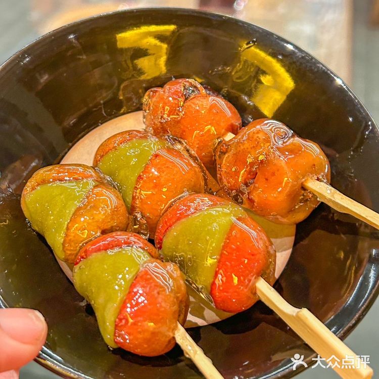 杭州滨江新开的这家东北烧烤店，真的是太火爆了！