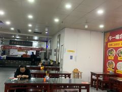 -牛一嘴·兰州牛肉面·大盘鸡(财富中心店)