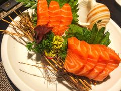 三文鱼刺身-山上下日本料理(万象城店)