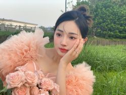 -唯一旅拍·颂当代影像艺术中心(上城店)