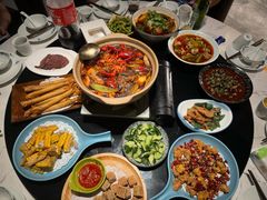 -聚汇三少·龙虾·中餐厅(莫邪路新天地店)