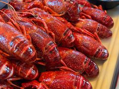 -肥肥虾庄·金牌油焖大虾(汉街SKP店)