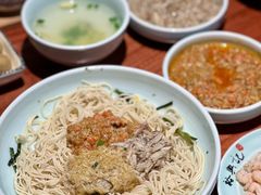 -裕兴记•蟹黄面馆(人民广场店)