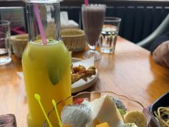 -豪客嘉族·麦尼顿西餐厅(乐福天下店)