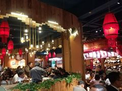 大堂-老滇山寨•云南特色菜•地方菜•民族风情歌舞表演(金碧店)