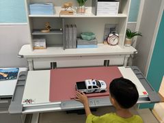 -康朴乐儿童学习桌椅(蓝色港湾店)