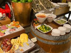 -松山湖凯悦酒店·Café自助餐厅·周末火舞秀表演