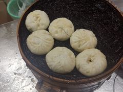 -舒小笼松针小笼包
