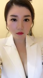 点击看大图 现代简约-金夫人婚纱摄影