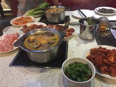 -爱客得牛排海鲜烤肉·火锅自助(春熙路黑金好店)