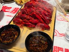 -肥肥虾庄·金牌油焖大虾(汉街SKP店)