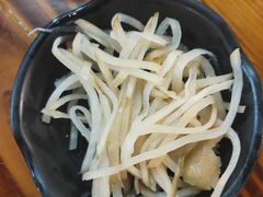 -丽虹云南过桥米线(兴工街店)