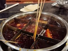 -邓莽子老火锅(中兴路总店)
