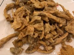 软炸鲜蘑-黄家饺子东北特色菜馆(湖滨商业街店)