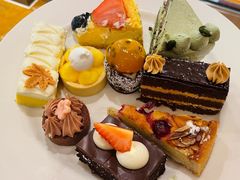 -怡咖啡海鲜自助餐厅(浦东香格里拉店)