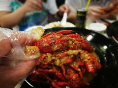 -虾弄弄海派小龙虾·牛羊蝎子火锅