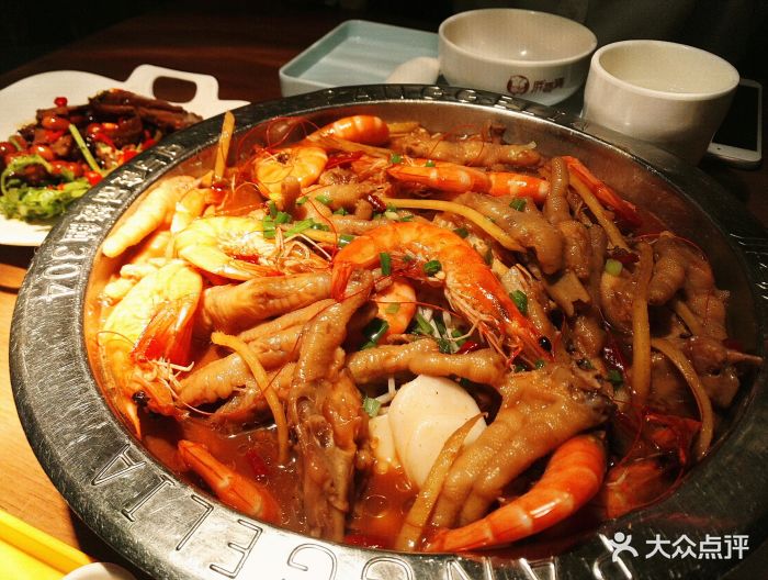 胖哥俩肉蟹煲(青浦吾悦广场店-虾煲图片-上海美食-大众点评网