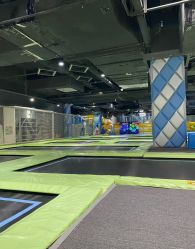 -反弹蹦床公园·亲子乐园·团建·派对(青岛融创茂店)